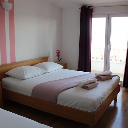 Apartments Renata Donji Seget Zewnętrze zdjęcie