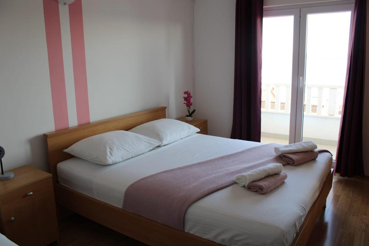 Apartments Renata Donji Seget Zewnętrze zdjęcie
