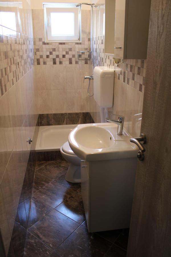 Apartments Renata Donji Seget Zewnętrze zdjęcie